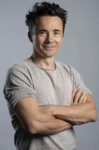 Posted media